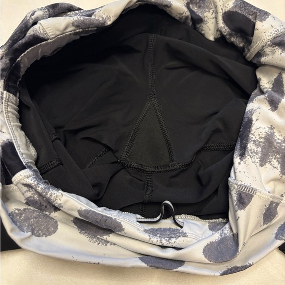 lululemon athletica Black Capris - Picture 7 of 9